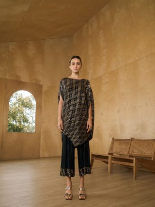 BLACK METALLIC KURTI DRAPE SET