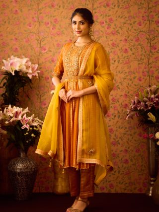 KURTA SETS