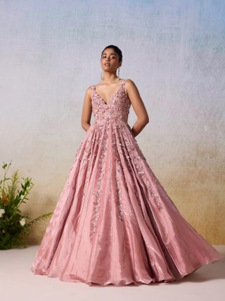 GOWN